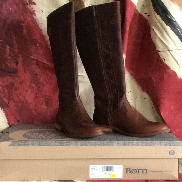 Born Shoes - Born boots new in box!!!